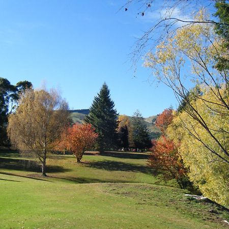 Twynham At Kinloch Bed & Breakfast Exterior photo